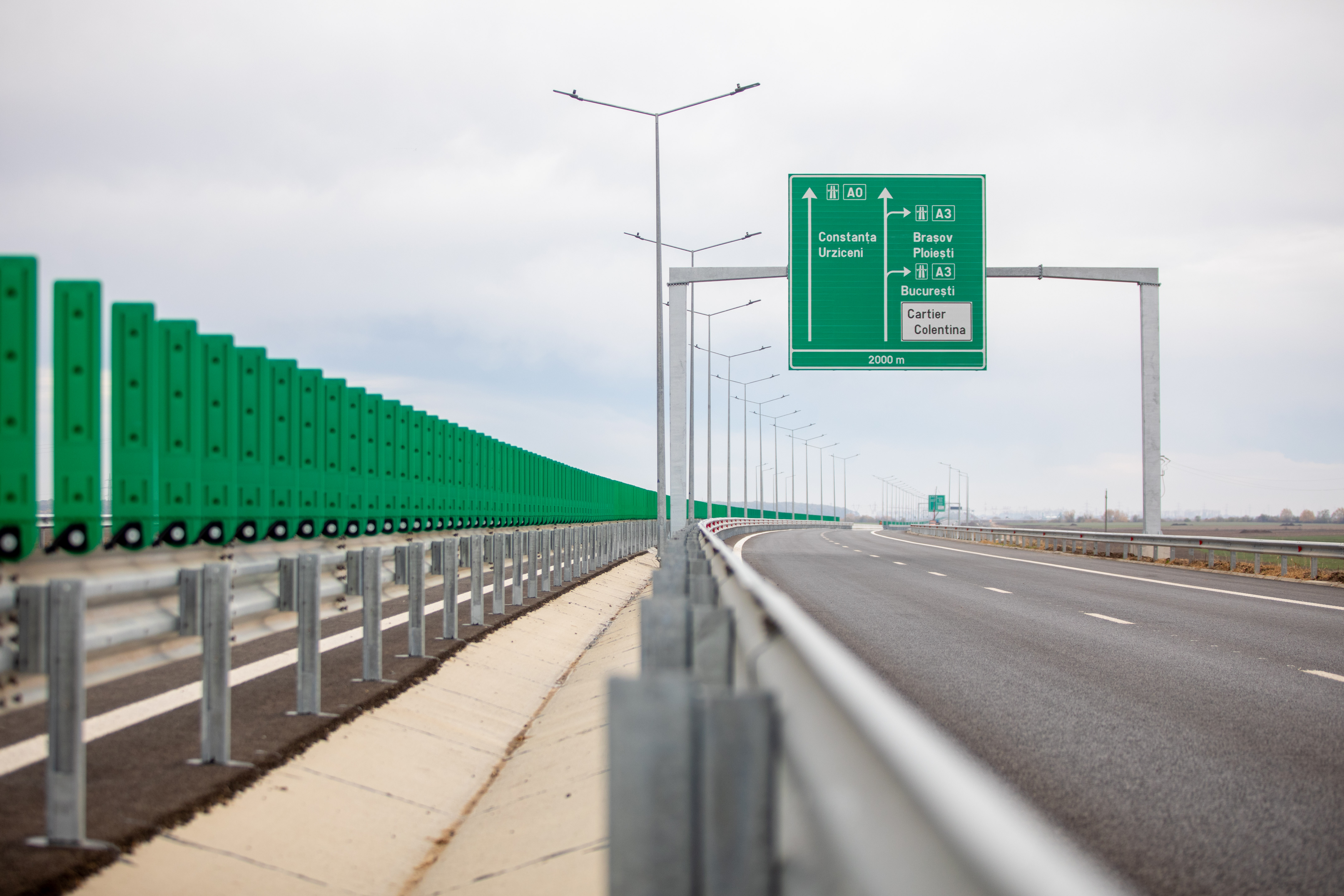 Pasajul DN3 peste Autostrada Bucureştiului A0 a fost deschis circulaţiei